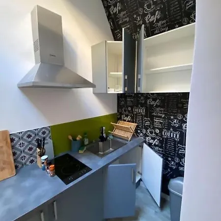 Charmant Appartement En Plein Coeur D'Angers Exterior photo